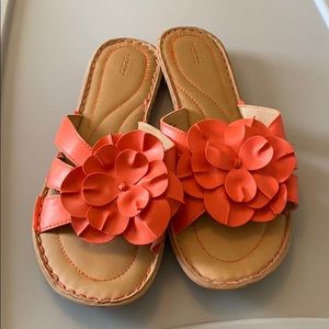 Sonoma Flower Slide on Sandals